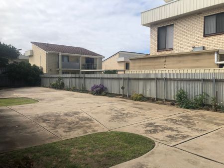 Neat Two Storey Townhouse - Photo 5