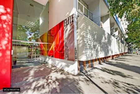 MGM MARTIN - TWO BEDROOM APARTMENT - Photo 4