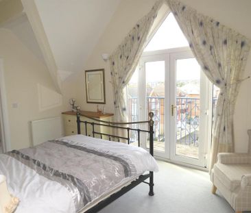 3 bedroom penthouse to rent - Photo 3