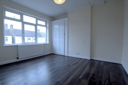 4 Bed Semi-Detached House, Foxley Road, CR7 - Photo 4