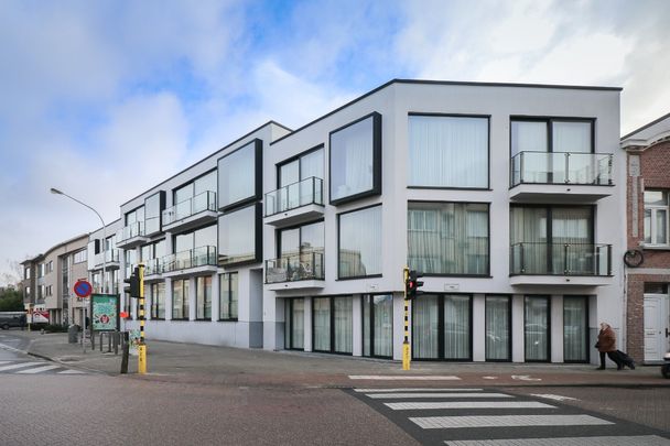 Gelijkvloers appartement op een boogscheut van het centrum! - Foto 1