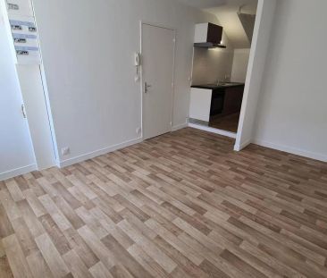 Appartement à louer 1 pièce 21.7m² - Photo 2