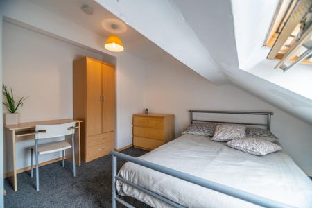 6, Neville Terrace - Photo 5