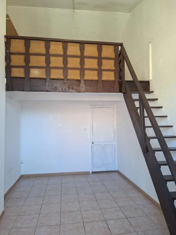 Location Appartement 2 pièces 48m² NIMES 30000 - Photo 3