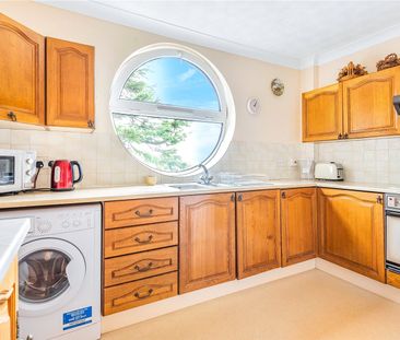 2 bedroom apartment to rent - Photo 6