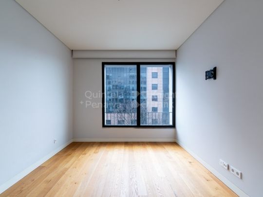 Apartamento T4 em Lisboa - Photo 1