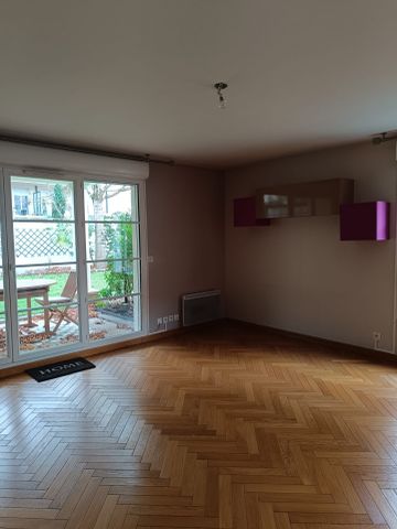 Location Appartement 3 pièces 80m² LE PLESSIS TREVISE 94420 - Photo 3