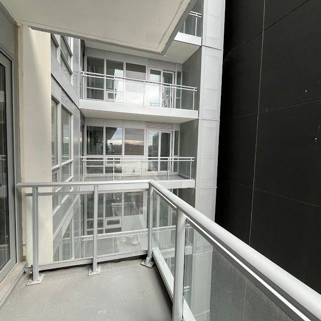 For Lease - 8888 Yonge Street Unit# 427, Richmond Hill, Ontario - Photo 1