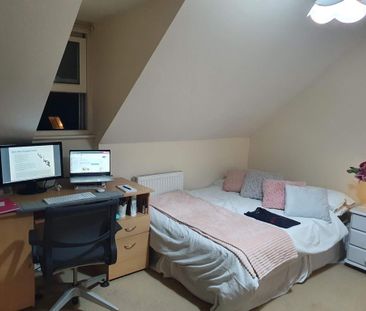 6 bedroom terraced house to rent - Photo 4