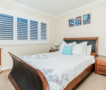 Stunning 3-bedroom + Study Family Home - Photo 2