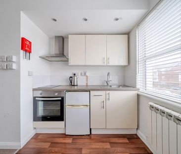 Property to rent - Photo 1