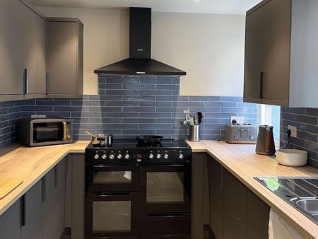 Russell Rise - Photo 3
