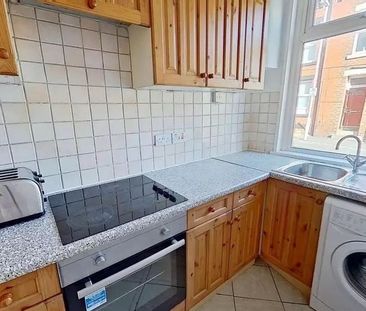 3 Bed Terraced House, Hunslett St, E2 - Photo 5