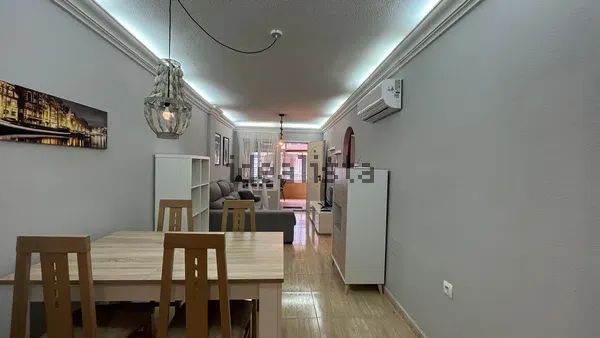 Alquiler de piso en La Unión - Photo 1