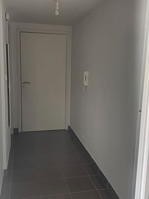 BREST Appartement type studio 35m2 4ème étage avec ascensseur - Photo 1