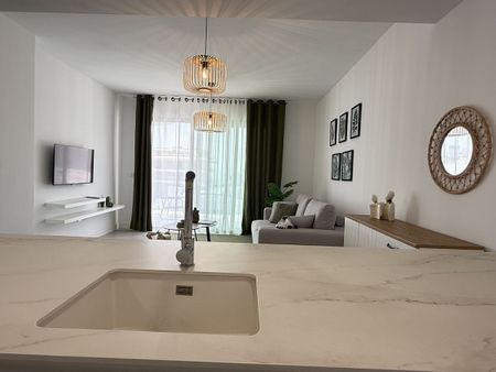 Apartment in Fuengirola, Costa del Sol - Photo 3