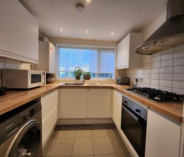 2 bedroom flat to rent - Photo 6