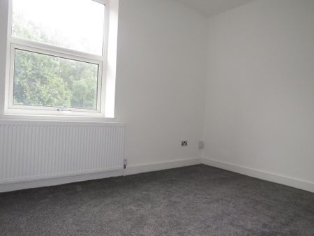 2 bedroom house to rent - Photo 2