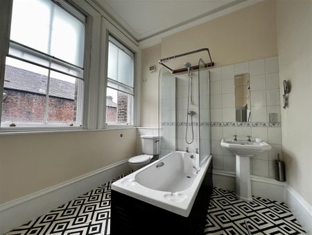 Mawson Chambers, City Centre - Photo 4