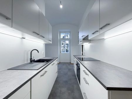 Traumhafte 3,5-Zimmer-Altbauwohnung mit Balkon in Geidorf - Photo 3