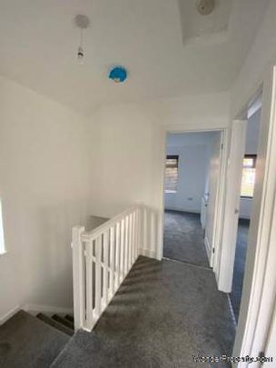 3 bedroom property to rent in Bolton - Photo 1