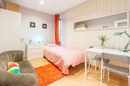 Calle Oriente, Valencia, Valencian Community 46006 - Foto 2