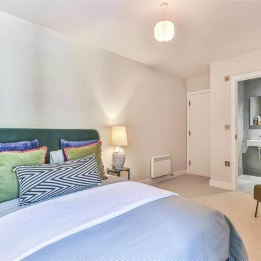 2 bed apartment to rent in Danecourt Road, Parkstone, BH14 - Photo 1