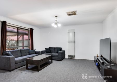 IDEAL HOME IN A CONVENIENT LOCATION - Photo 2