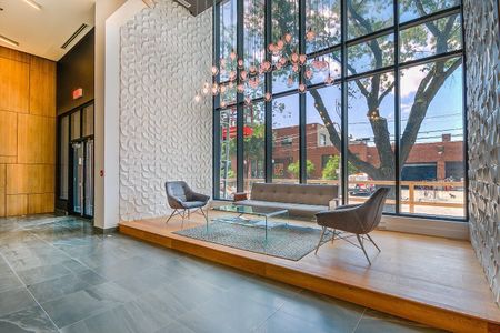 Welcome to life at Vue. Connected, comfortable and close to everything. Explore your options now. - Photo 4