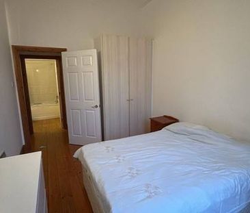 The Sycamore, Winter Garden, Pearse St, Grand Canal Dock, Dublin 2 - Photo 4