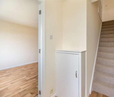 Queens Road, Cowes, PO31 - Photo 5