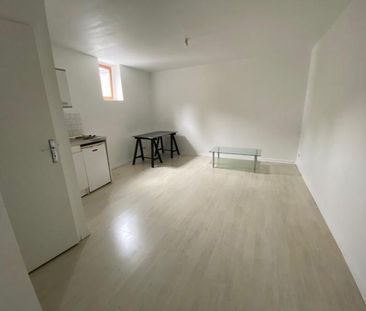 Location Appartement 1 pièce 26m² CLERMONT FERRAND 63000 - Photo 3