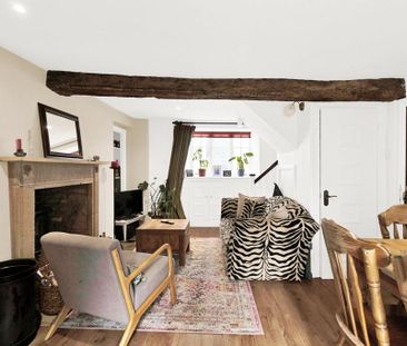 2 bedroom terraced house to rent - Photo 1
