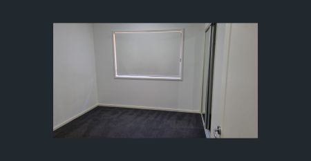 Spacious Family Home in Prime Gledswood Hills Location - Photo 3