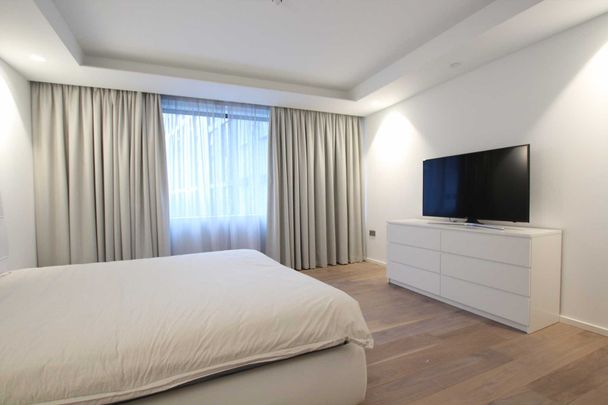 City Suites, Chapel Street, Manchester - Photo 1