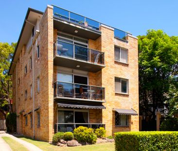 3/2A Ashburner Street, Manly. - Photo 1