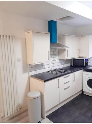 Room in a Shared House, Erith Road, LE2 - Photo 1