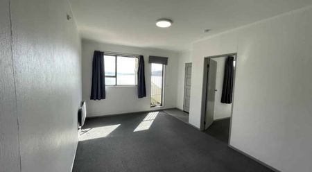 Stunning Sea Views - Photo 2