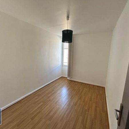 Location Appartement 2 pièces 44m² VILLEFRANCHE SUR SAONE 69400 - Photo 4