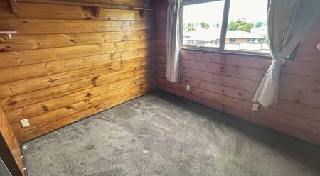 TOKOROA - 5 BEDROOMS - Photo 3