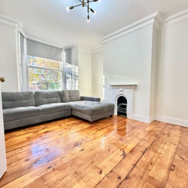 Ravenshaw Street, London - Photo 1