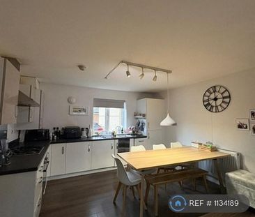2 bedroom flat to rent - Photo 6
