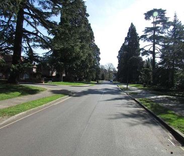 Canons Drive, Edgware, HA8 - Photo 6