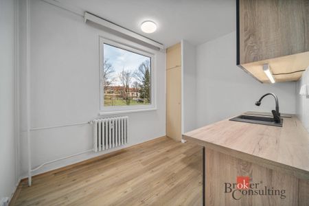 Pronájem bytu 1+1 38 m² - Фото 3
