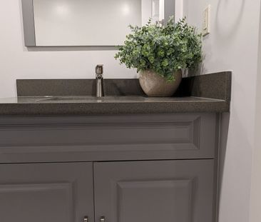 For Lease - 7 Macpherson Street Unit# Bsmt, Whitby, Ontario - Photo 4