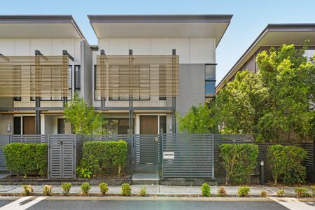 6/1914 Creek Road, Cannon Hill QLD 4170 - House For Rent | Domain - Photo 4