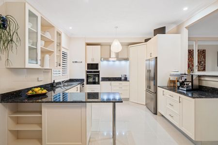 42 Ridgeway Road, Avoca Beach NSW 2251 - House For Rent | Domain - Photo 4