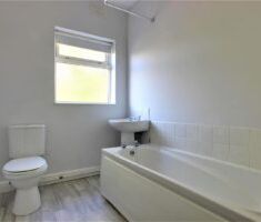 2 BEDROOM House - Terraced - Photo 3