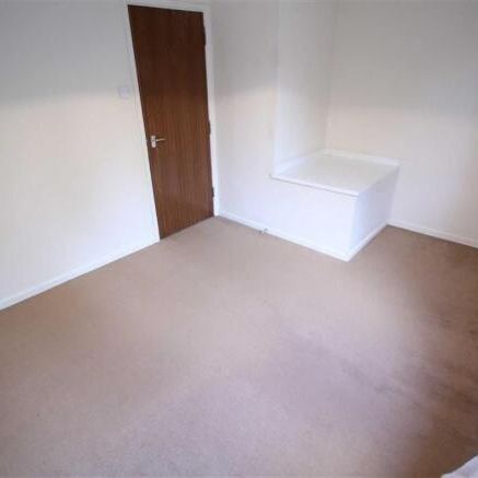 2 bedroom maisonette to rent Bergamot Gardens, Walnut Tree, Milton Keynes, MK7 - Photo 1