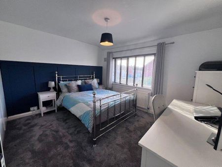 3 bedroom semi-detached house to rent - Photo 4